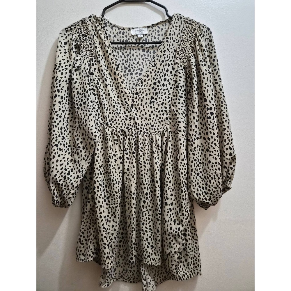 Umgee Animal Print V-Neck Smocked Top Small Beige Black Balloon Sleeve